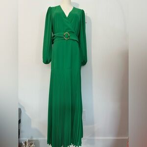 Brand New with tags!! Beautiful green Bardot Maxi dress. Size 8 US.